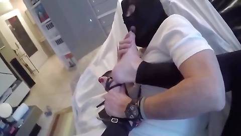 Mature bitch with sexy body fucked hard in a threesome