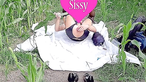 Amateur teen in stockings fucked in a solo outdoor video