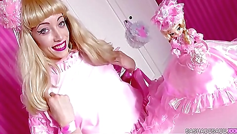 Blonde step sister gets cum in her mouth in a sexy porn scene