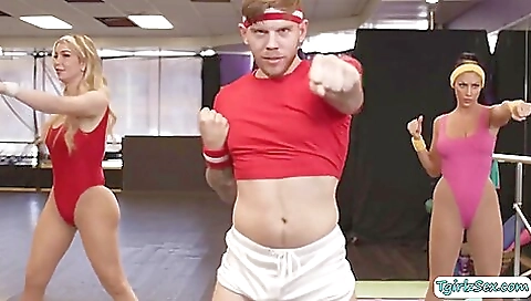 Yoga babe with large tits fucked during yoga class